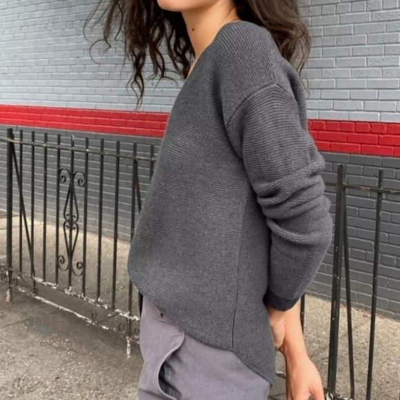 Aritzia Wilfred Free Wolter sweater yellow small merino wool - Picture 3 of 12